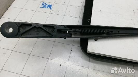 Щеткодержатель лобового стекла volkswagen touran