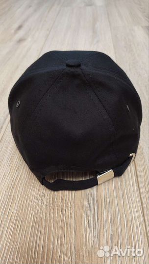 Кепка (бейсболка) с логотипом