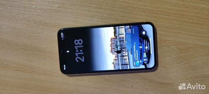 iPhone 11 Pro, 64 ГБ