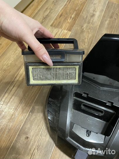 Робот пылесос