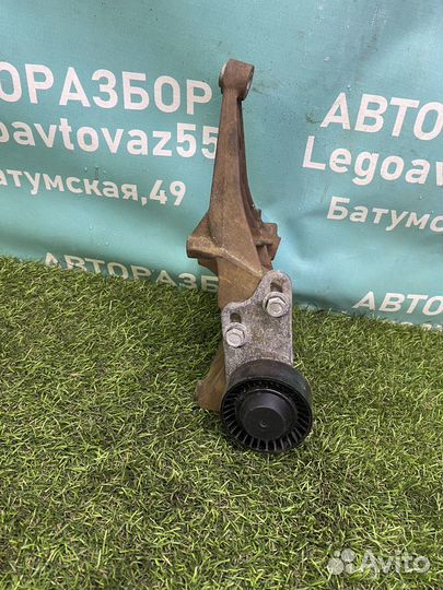 Кронштейн компрессора niva chevrolet