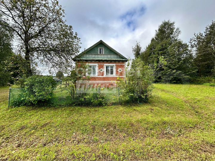 Дом 49 м² на участке 82 сот.