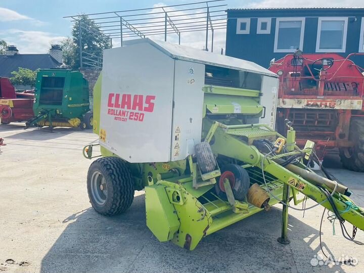 Пресс-подборщик Claas Rollant, 2002