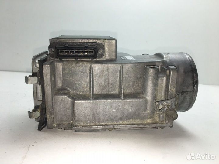 Датчик массового расхода воздуха Toyota Windom