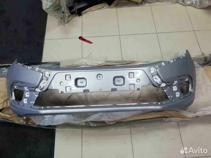 Бампер Гранта 2 FL цвет Рислинг 610