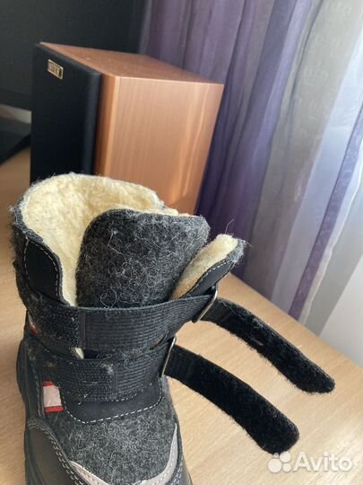 Зимние сапоги для иальчика 23 р