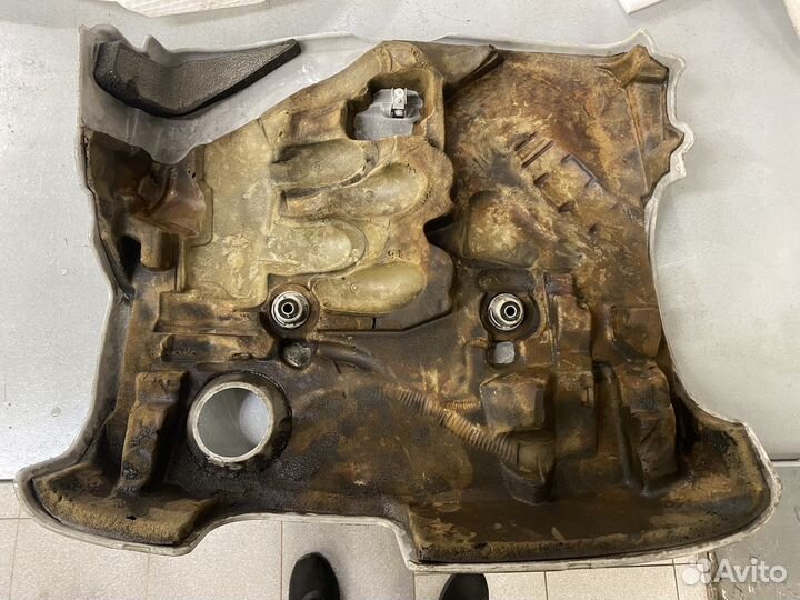 Крышка двигателя Lexus GS3 V6