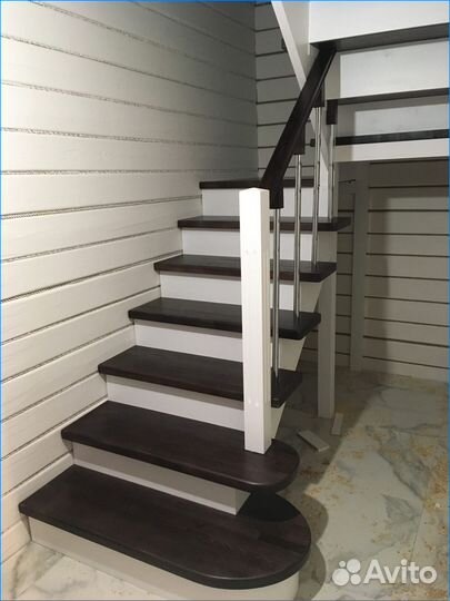 Деревянная лестница