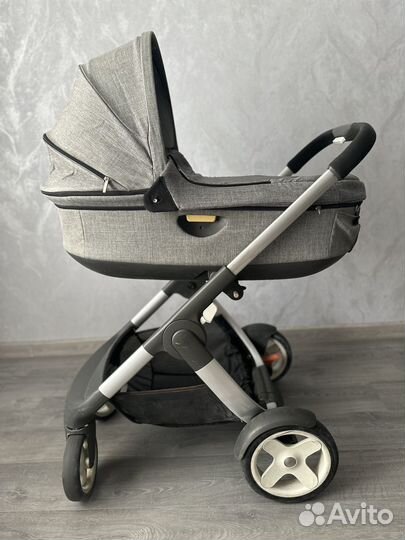 Коляска 3 в 1 Stokke (автолюлька с базой BeSafe)