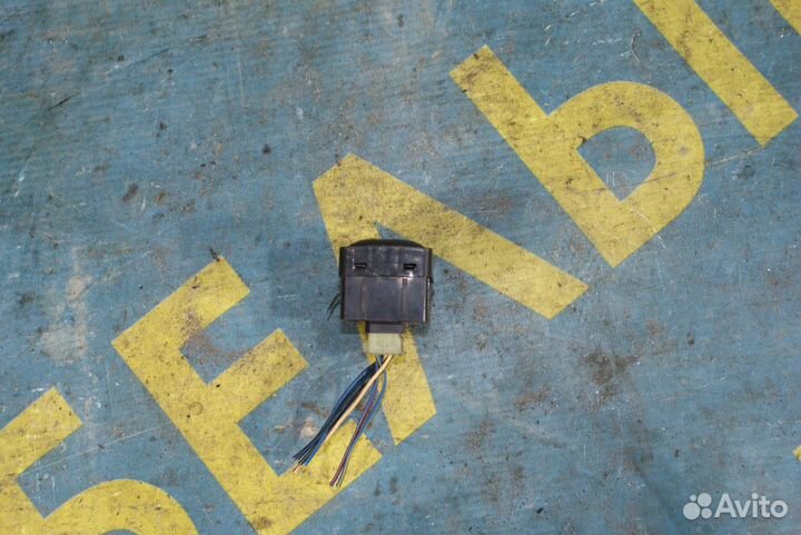 Блок управления зеркалами KIA Sportage