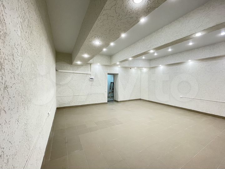 Помещение, 36м2, новый ремонт, первая линия