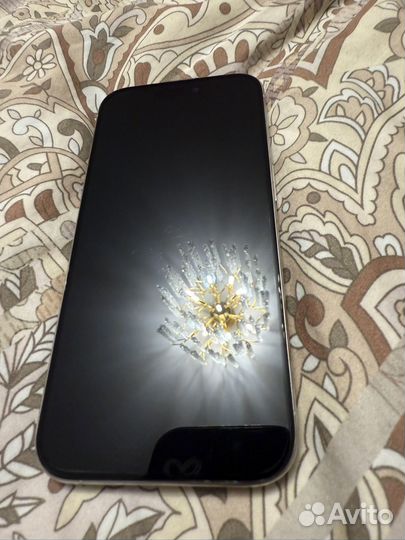 iPhone 15 Pro, 256 ГБ