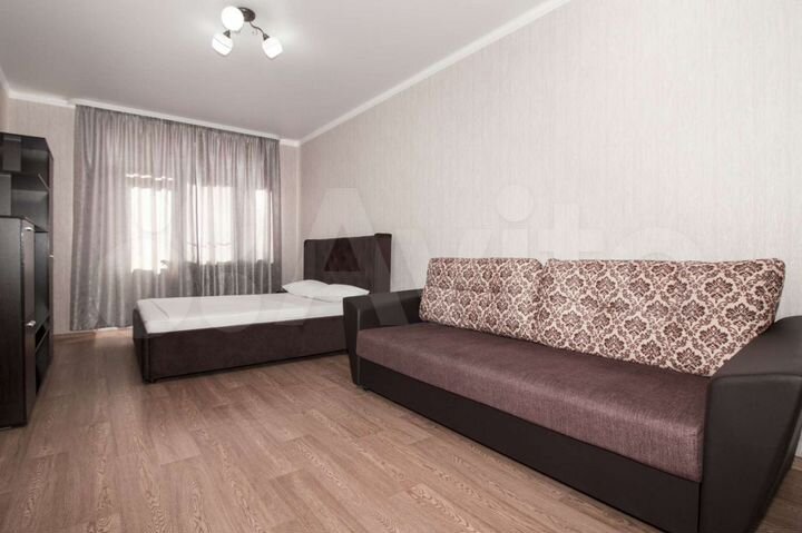 1-к. квартира, 60 м², 2/8 эт.