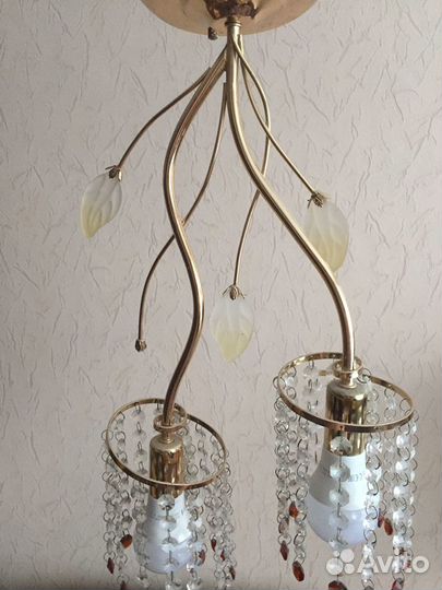 Продам люстру