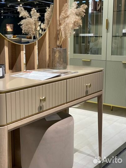 Тумба в спальню