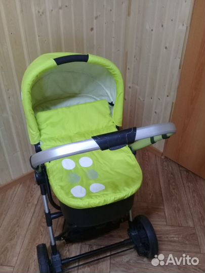 Детская коляска