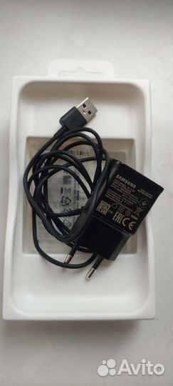 Беспроводное зарядное устройство Samsung EP-P4300