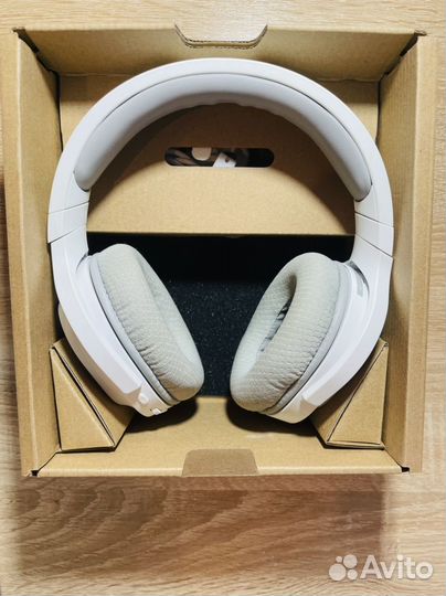 Беспроводные наушники Razer Barracuda X