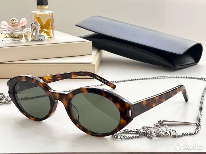 Солнцезащитные очки