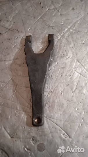 Вилка сцепления Mazda 6 GG 2004