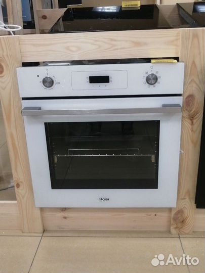 Духовой шкаф электрический белый