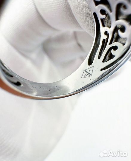 Кольцо с бриллиантами 2,1 карата