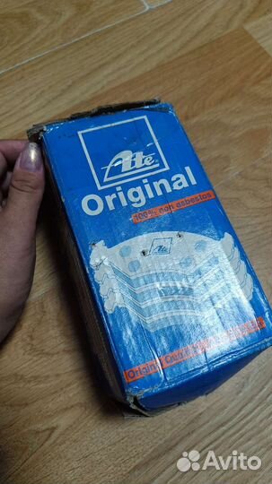 Тормозные передние колодки на Honda accord 5 Ate