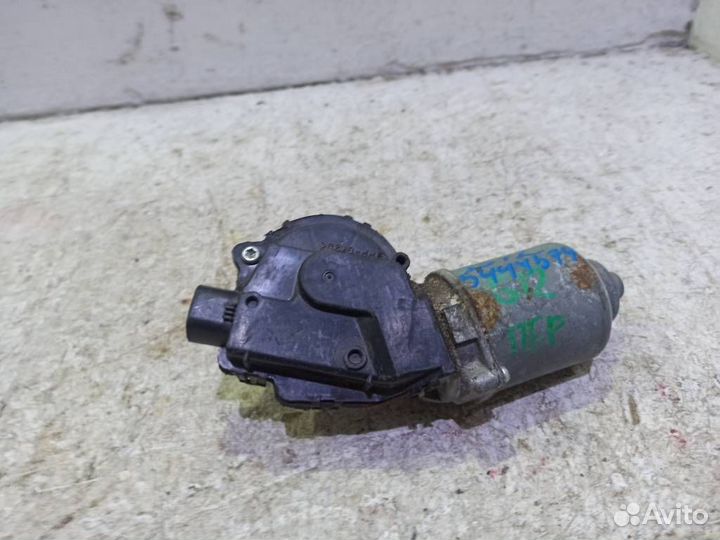 Моторчик стеклоочистителя передний