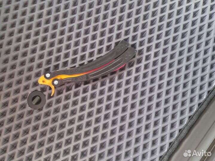 Нож бабочка из дерева кс го