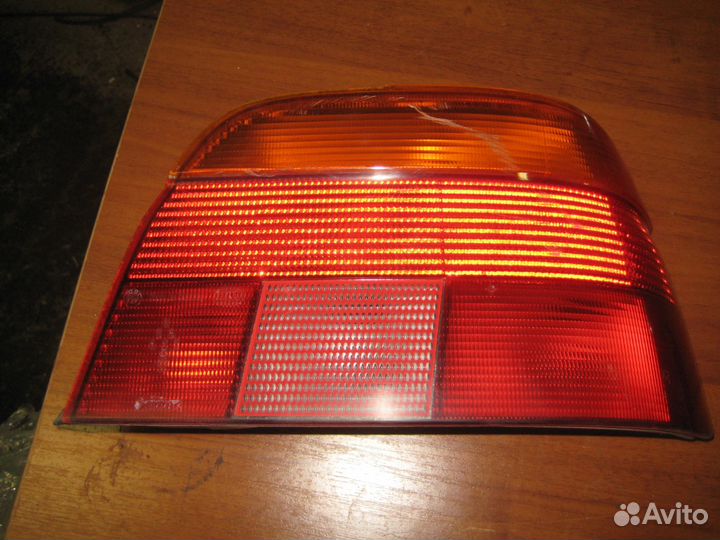 Фонарь задний правый BMW e 39