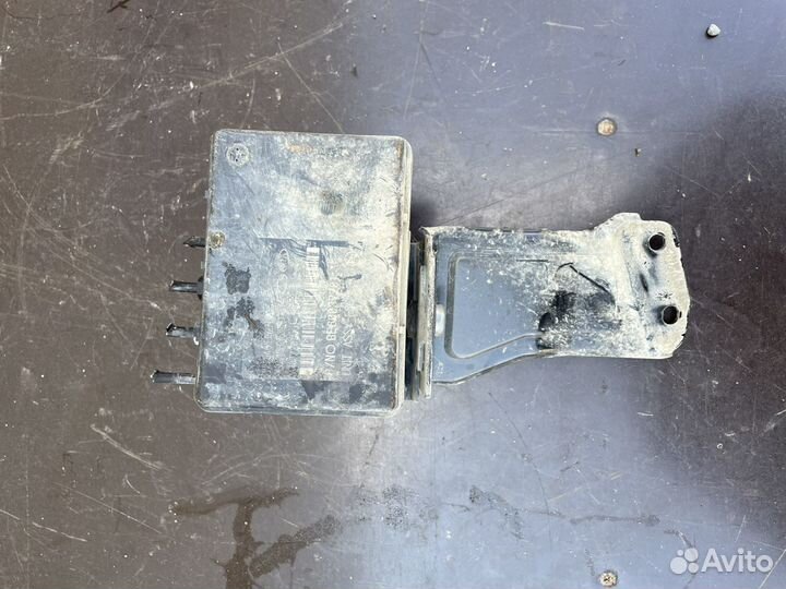 Блок ABS Hyundai Solaris 2 58920-H5220 58920H5220