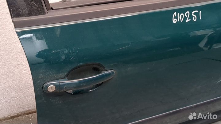 Дверь правая передняя Volkswagen Passat 5