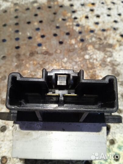 Резистор печки Toyota Land Cruiser Prado 120