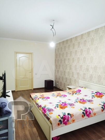3-к. квартира, 90,8 м², 18/25 эт.