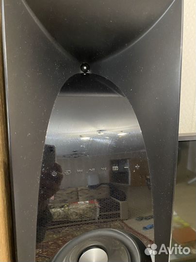 Bluetooth колонки Samsung Sound Tower TW-H5500