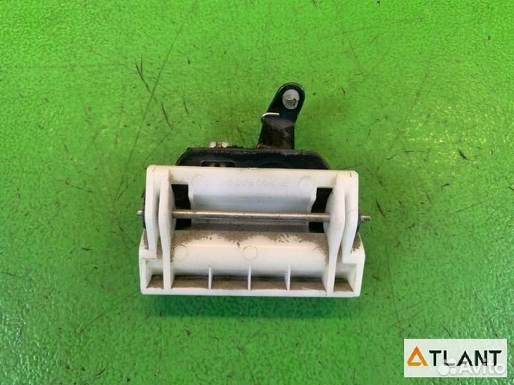 Ручка задней двери задний mitsubishi pajero