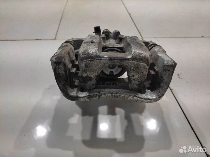 Суппорт (задний, левый) (Hyundai Tucson IV)