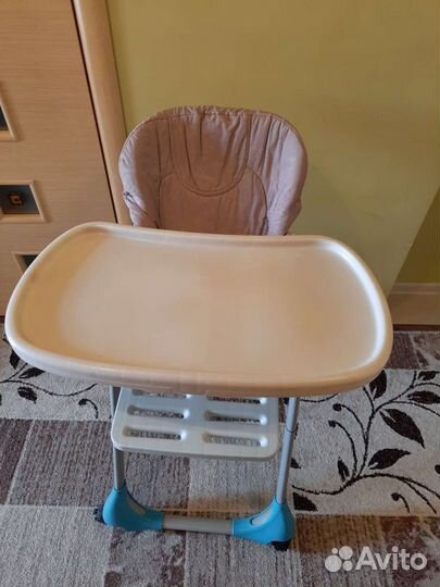 Деткое кресло,детский стол