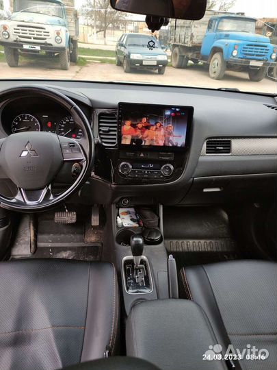 Mitsubishi Outlander 2.0 CVT, 2015, 138 000 км