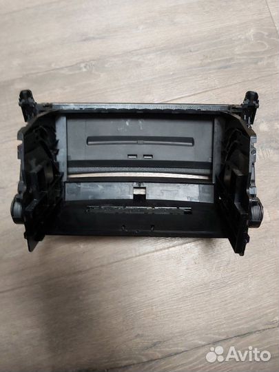 Бардачок Mercedes S 500 4Matic W221 273 968 2008