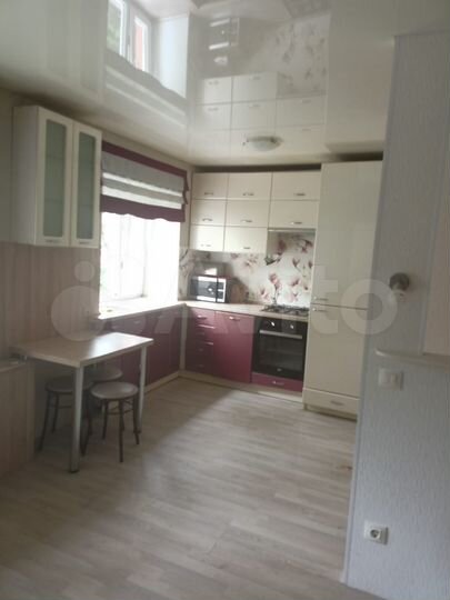 2-к. квартира, 42 м², 2/4 эт.