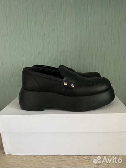 Лоферы женские AGL