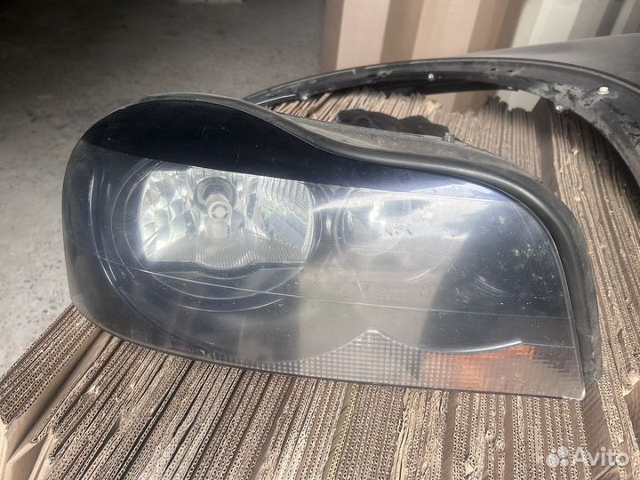 Фара левая передняя Volvo XC90