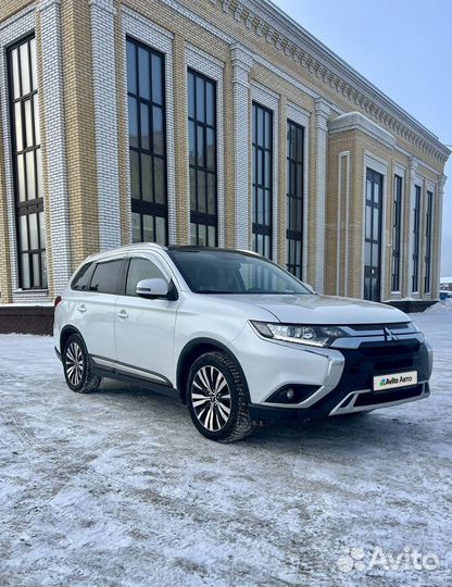 Mitsubishi Outlander 2.0 CVT, 2019, 209 000 км