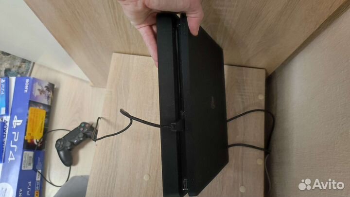 Продам ps4