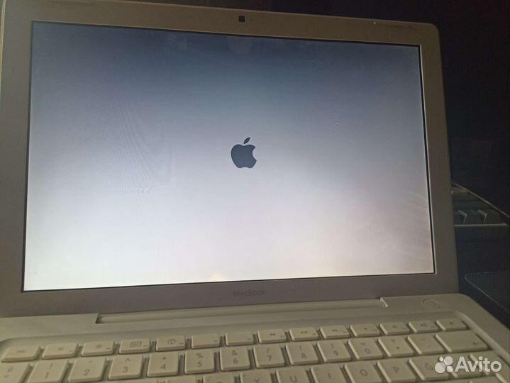 Apple MacBook 4.1