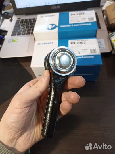 Наконечник рулевой тяги Dodge Caravan