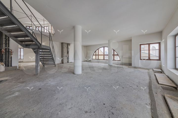 6-к. квартира, 630 м², 6/7 эт.