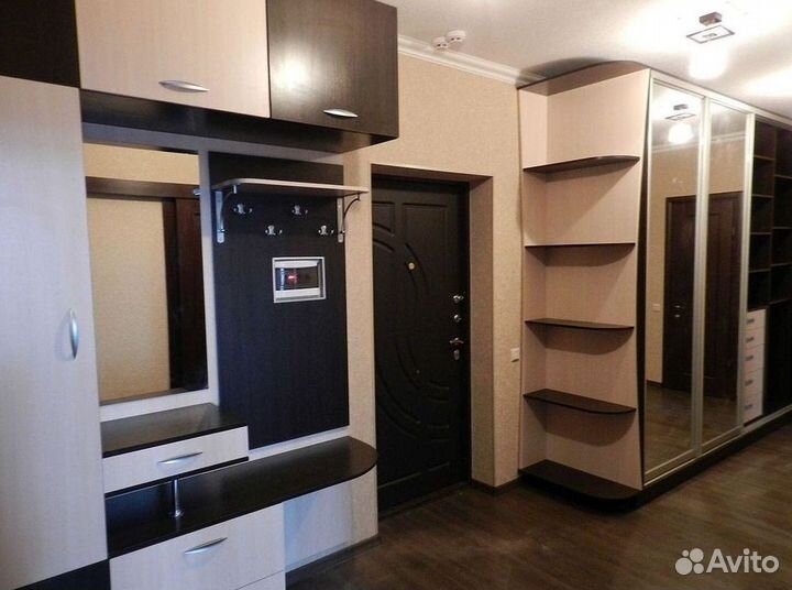 Шкаф в комнату