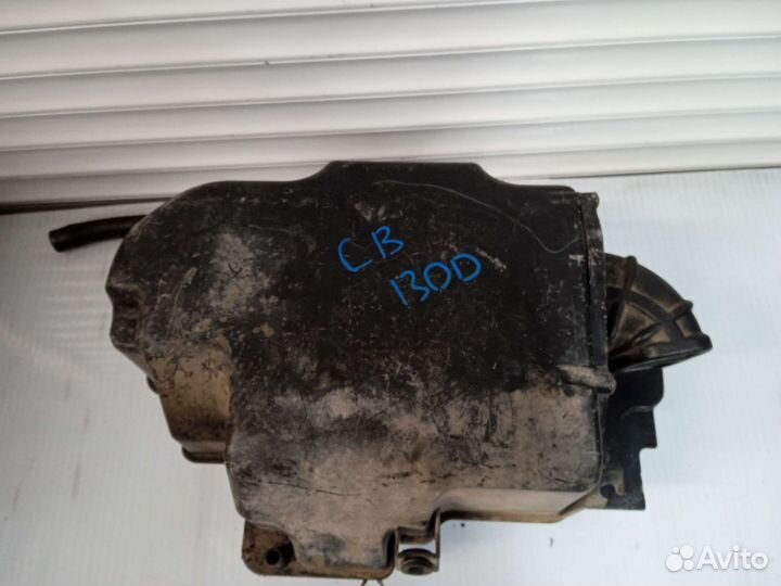 Honda CB 1300 SC40 98-02. Аирбокс